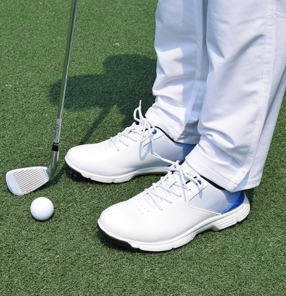 Best Golf Dropshipping Products 2: Golf Shoes