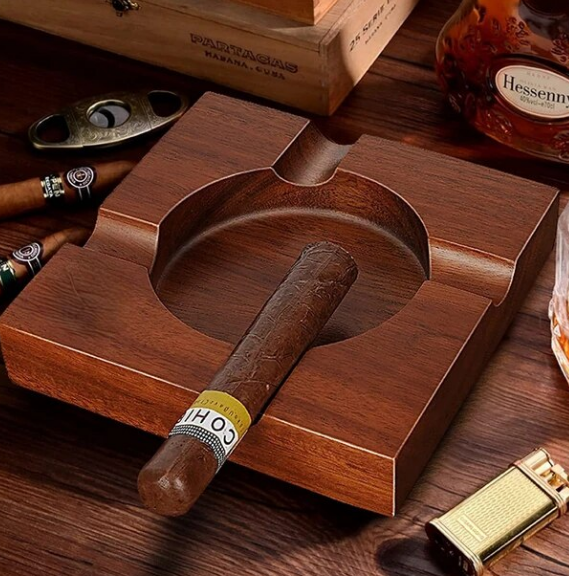 Best Cigar Dropshipping Products 3: Handcrafted Cigar Ashtray