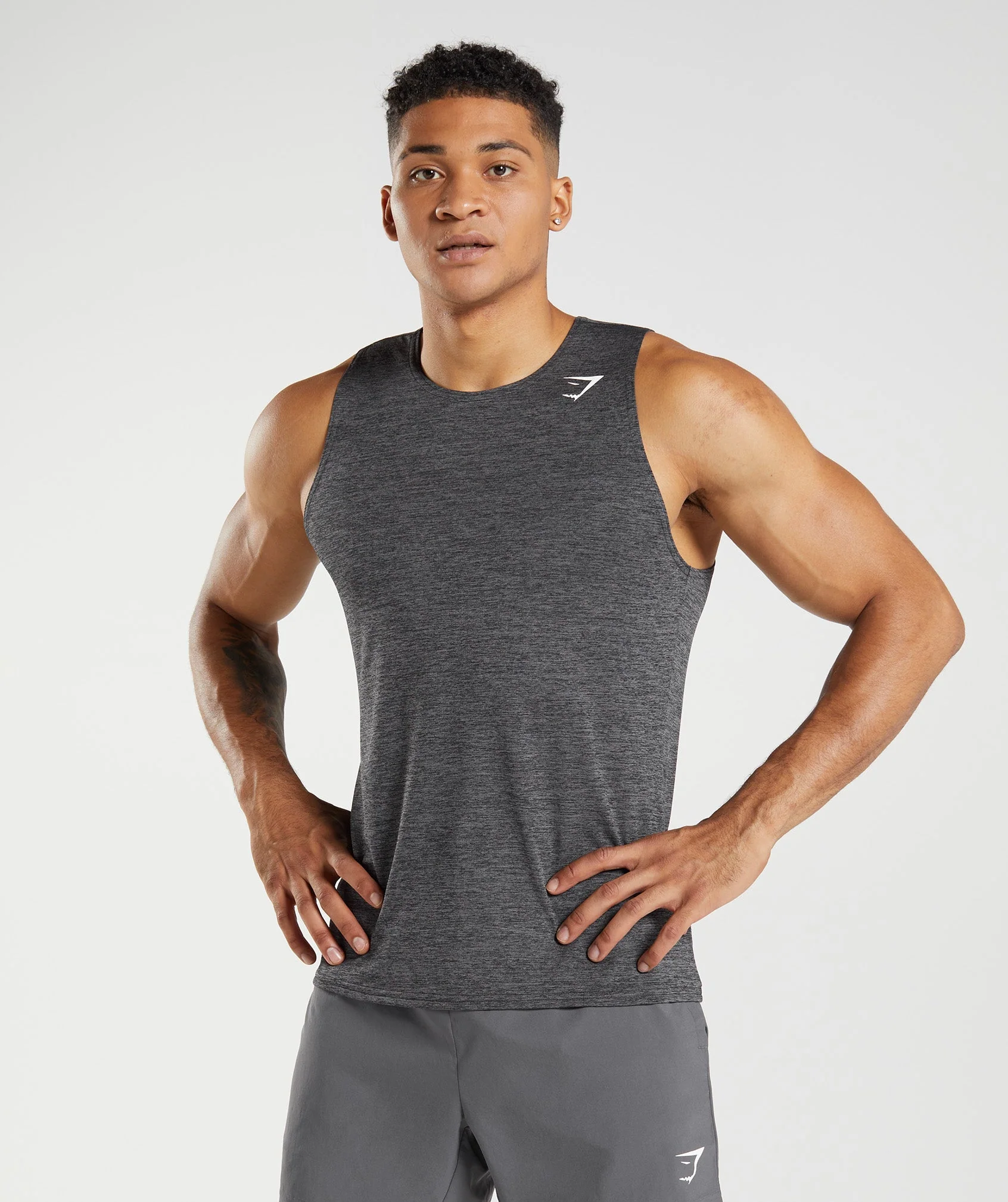 Best Gym Activewear Dropshipping Products: Tank Tops