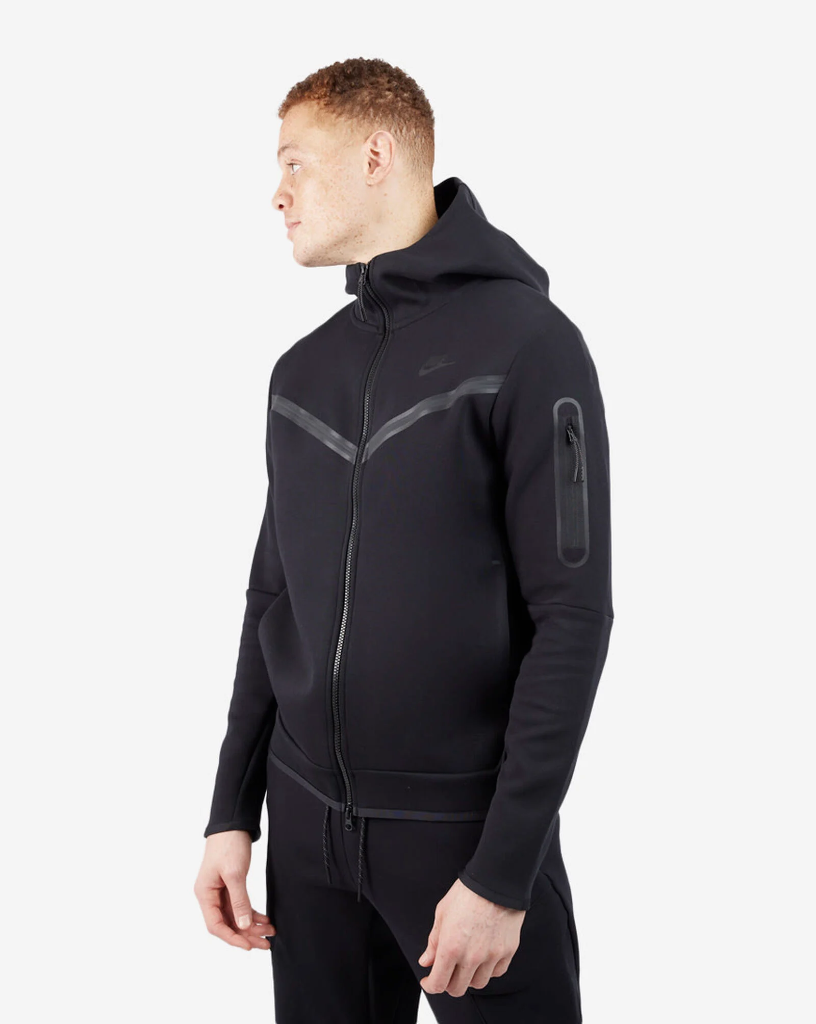 Best Hoodies Dropshipping Products: Tech Hoodies